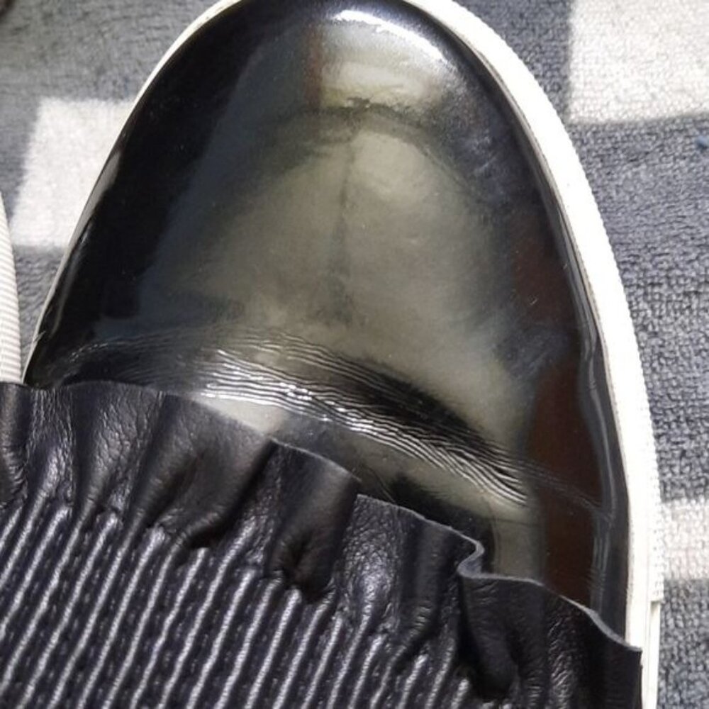 Donald Pliner Samie Black Patent Leather Loafers Size 6.5 - Picture 10 of 11